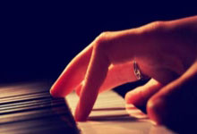 九球体育官网：两失误葬送拜仁好局面 理解金玟哉的只剩韩国球迷了.